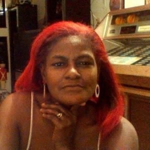 Meet your Posher, Eloise